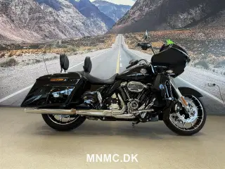 Harley-Davidson FLTRXS Road Glide Special 114"