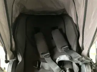 Mamas&papas klapvogn fylder ikke meget
