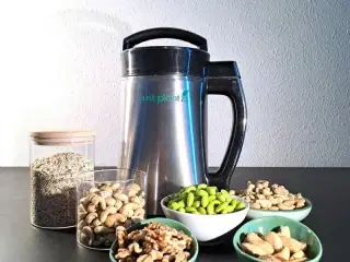 Just Plantz lav din egen Plantemælk.