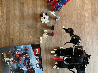 Lego Spiderman 76115 Spider-robotten mod Venom