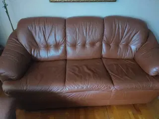 3+2 lædersofaer i coniac farve +sofabord wangsøe 