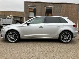 18’ Audi alufælge med nye dæk
