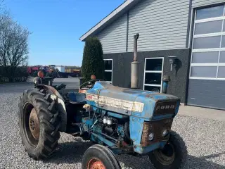 Ford 3000