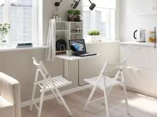Skrivebord / køkkenbord