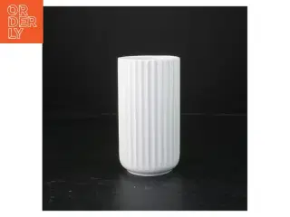 Lyngby vase (str. Ø. 8,5 cm. længde. 15,5 cm)
