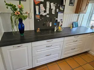 Entré/ køkkenmoduler i charmerende landlig stil