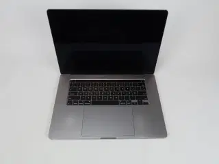 Apple Macbook Pro 16"