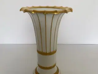Royal copenhagen vase