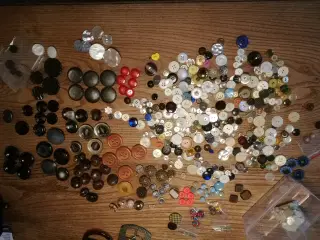 Knapper - over 250 stk.