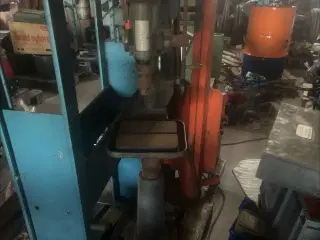 Søjleboremaskine IXION konus 1