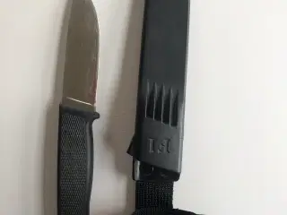 Fallkniven f1