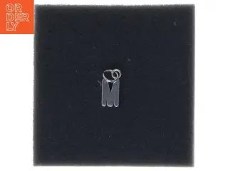 Bogstav vedhæng (str. 1,1 cm)