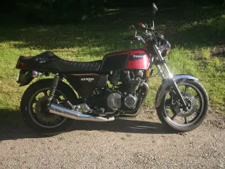 Kawasaki Z1000