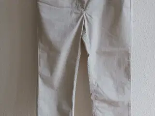 Tre par damejeans 