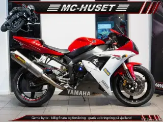 Yamaha YZF R1