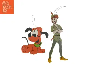 Træfigurer, håndlavede,  af Peter Pan og hund (str. 27 og 14 cm)