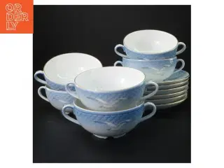 Blå suppeskål med undertallerken sæt, Mågestellet (str. 6 kopper. ø. 12 cm. 6 undertallerkener. ø. 18 cm) fra B&G