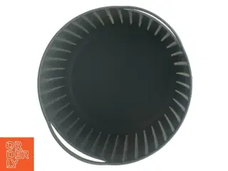 Plastkurv med huller (str. 16x15 cm)