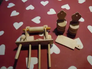 dukkehus møbler i træ