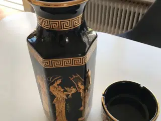 Vase og askebægre