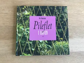 Pileflet i haven  af Gie Simonsen