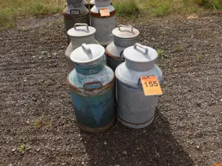 MÆLKEJUNGER, 4