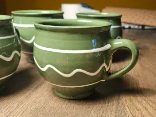 Almuemalede keramikkrus