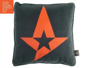 Astralis Pude fra Astralis (str. 38 x 38 cm)