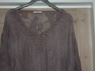 Bluse Cream str. L/XL