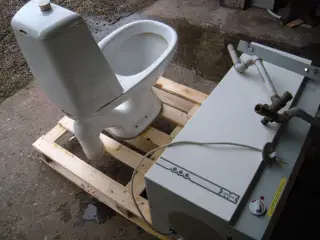  toilet ifø