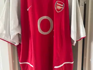 Arsenal 2004 invisible sæson