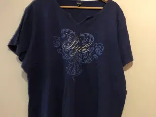 Bluse i blå med fint mønster fra Zhenzi 