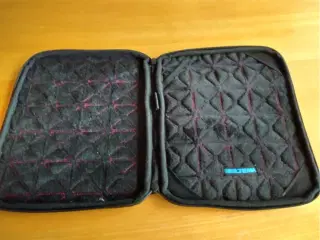 Rejsetaske til tablet