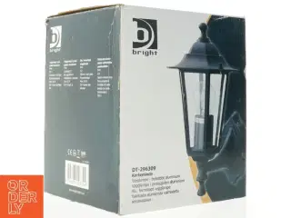 Udendørslampe i støbt aluminium fra Bright (str. 28 x 16 cm)