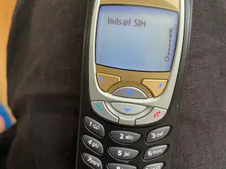 Nokia 6310i GULD