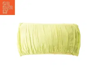 Grøn pude med plisseret betræk fra Room (str. 47x25 cm)
