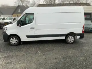 Renault Master IV T33 2,3 dCi 150 L2H2 Kassevogn