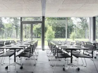 Fuldt serviceret kontorlokale efter dit behov