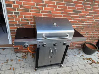 Charboil grill med 3 brændere + 1 blus