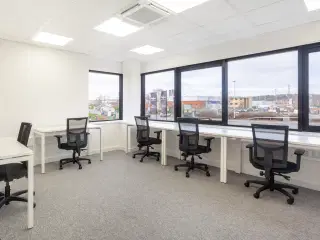 Professionel kontorplads i Regus Holmboes Alle 1