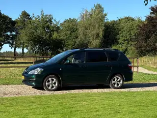 Toyota Avensis Verso Sportsvan