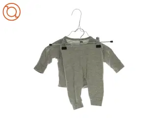 Sæt fra H&M (str. 56)