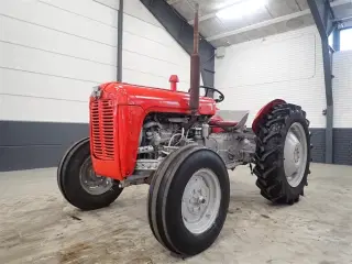 Massey Ferguson 35  diesel Starter som en drøm
