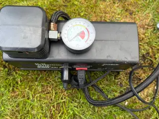 Elektrisk pumpe til bil MC eller cykel