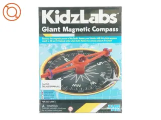 Kids laps giant magnetic compas