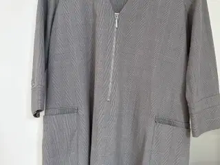 Flot skjorte fra Zara sælges