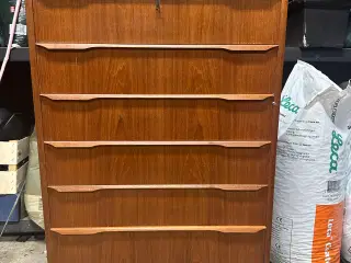Teak træ kommode med 6 skuffer og nøgle til.