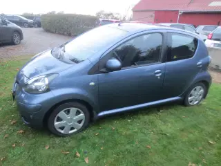 Toyota Aygo 1.0 i Årg 09. uden syn. 
