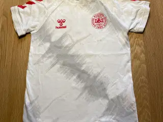 Hummel dansk fodbold tshirt nr. 10 str. 116 
