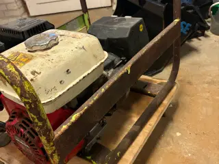 Generator PRAMAC E3200